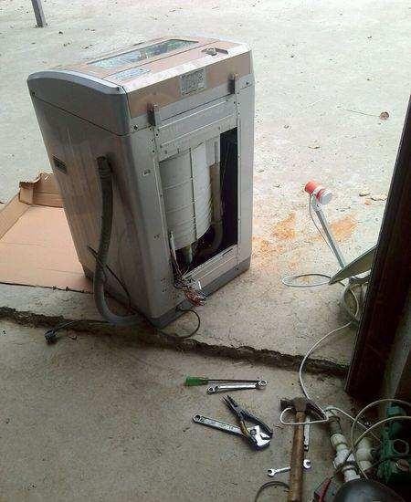 電磁爐用一會就跳閘怎么回事(電磁爐跳閘原因解析) 電磁爐用一會就跳閘怎么回事(電磁爐跳閘原因解析)